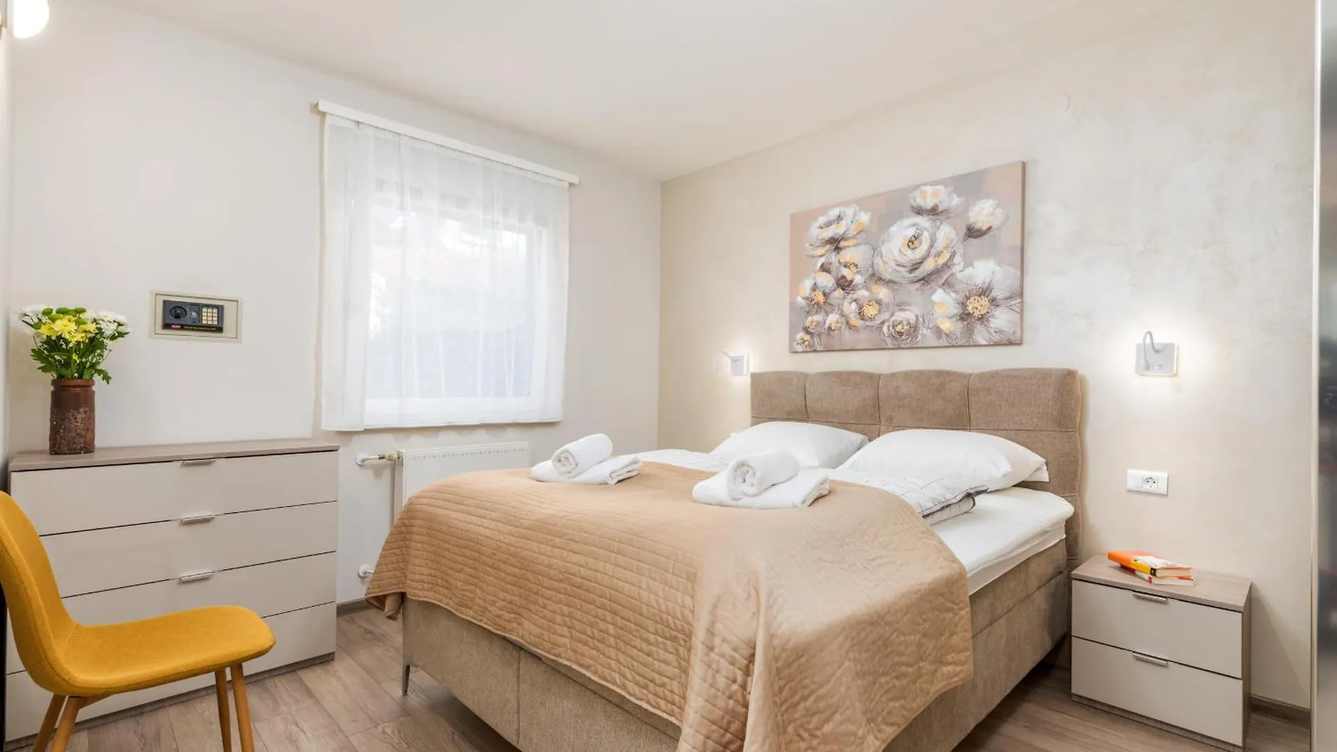 Apartments Ana-Maria 0*, Fazana Croatia