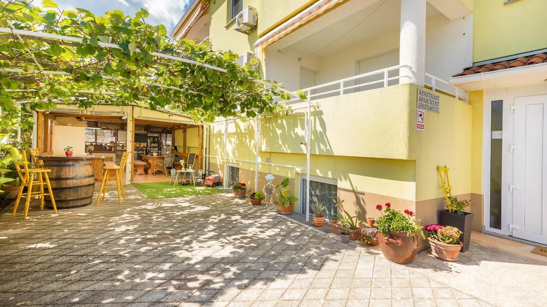 Apartments Ana-Maria