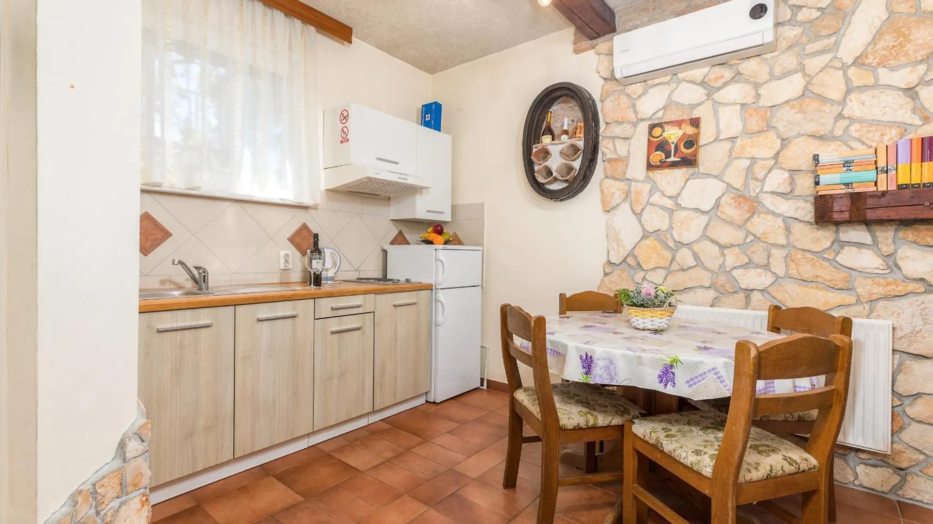 Apartments Ana-Maria فاجانا