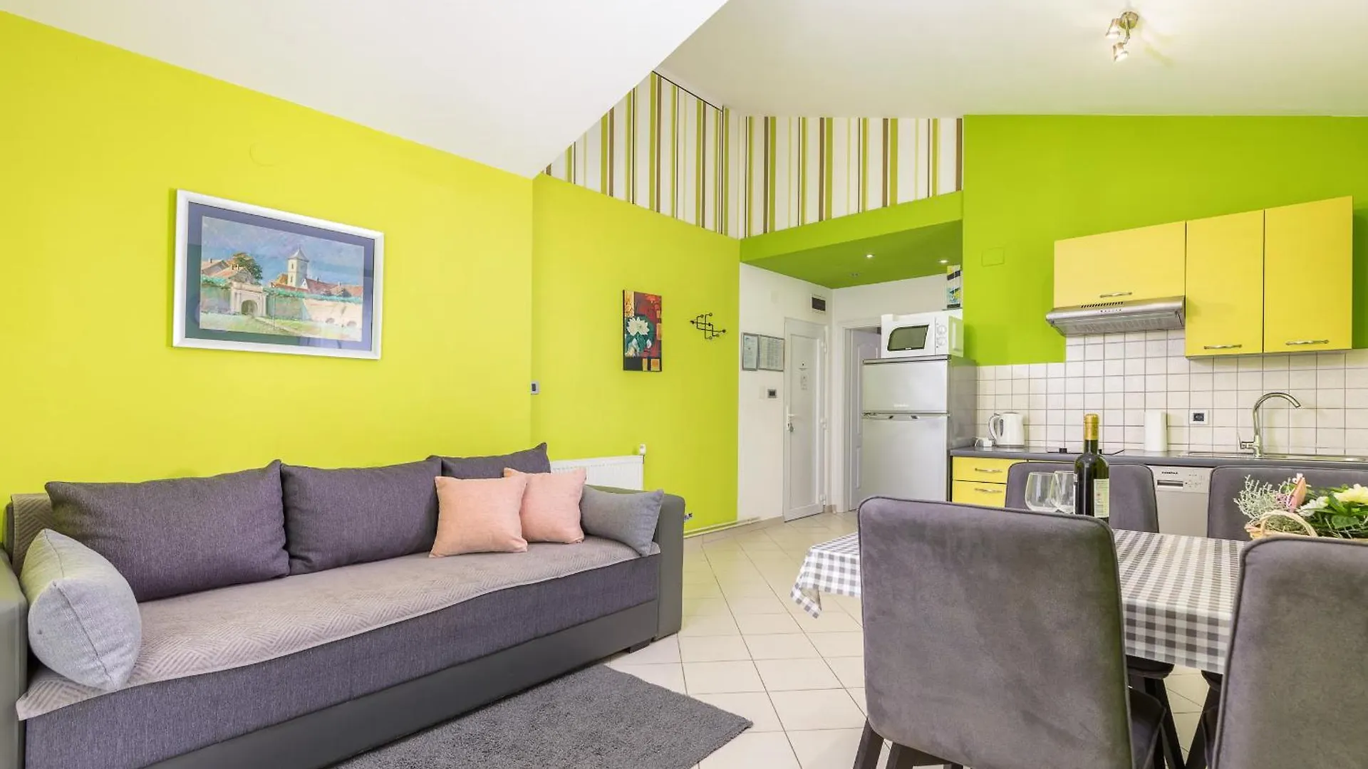 Apartments Ana-Maria فاجانا