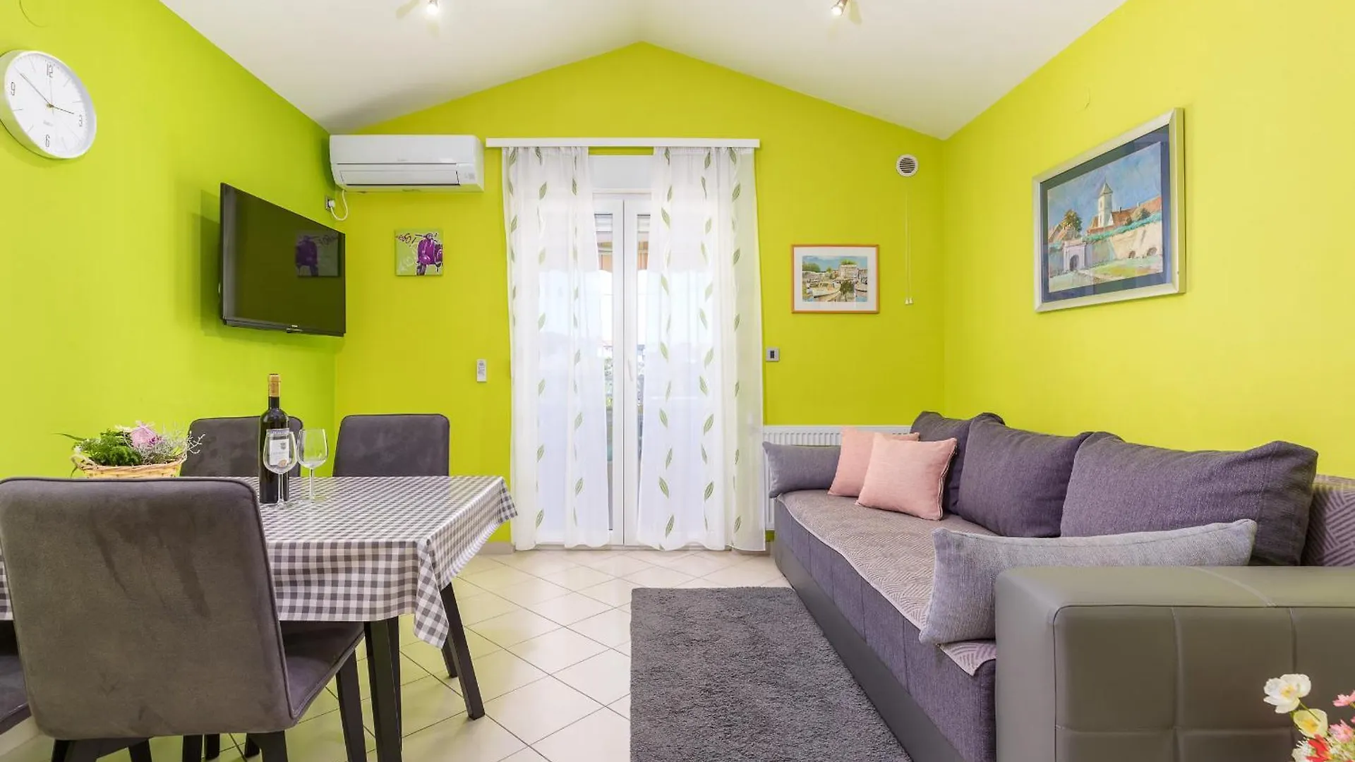 Apartments Ana-Maria Fazana 0*,