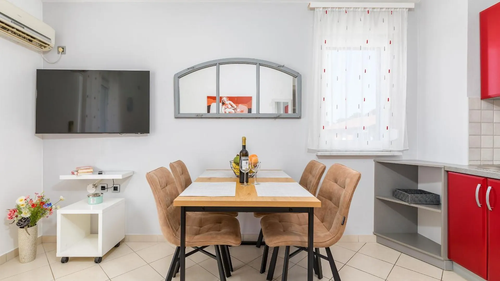 Apartments Ana-Maria فاجانا